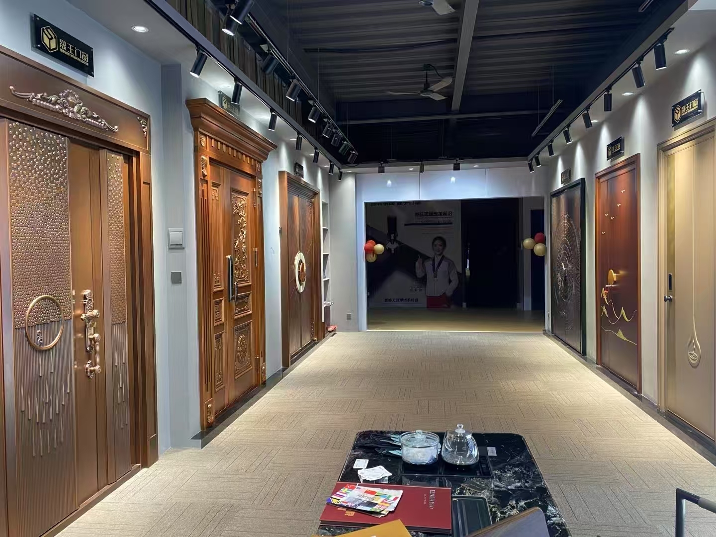 qualidade Porta de alumínio fábrica